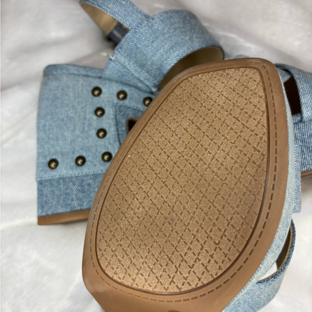Jessica Simpson Blue Denim Platform Sandals - Picture 6 of 16
